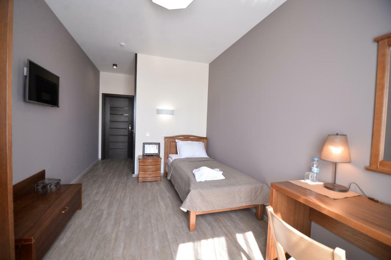 Geography Hotel Veresneve Buitenkant foto